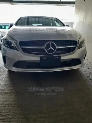 Mercedes-Benz A-Class 2016 Silver