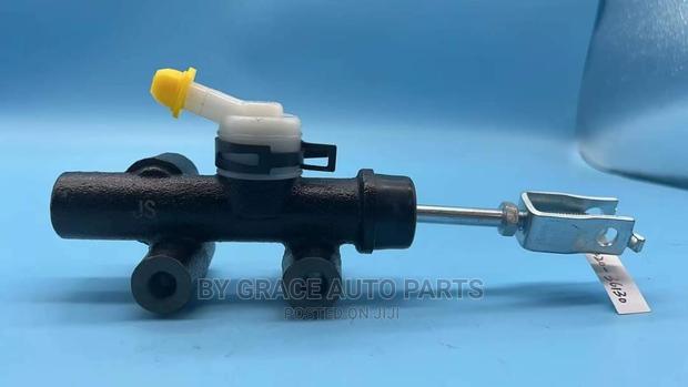 Clutch Master Cylinder Hilux