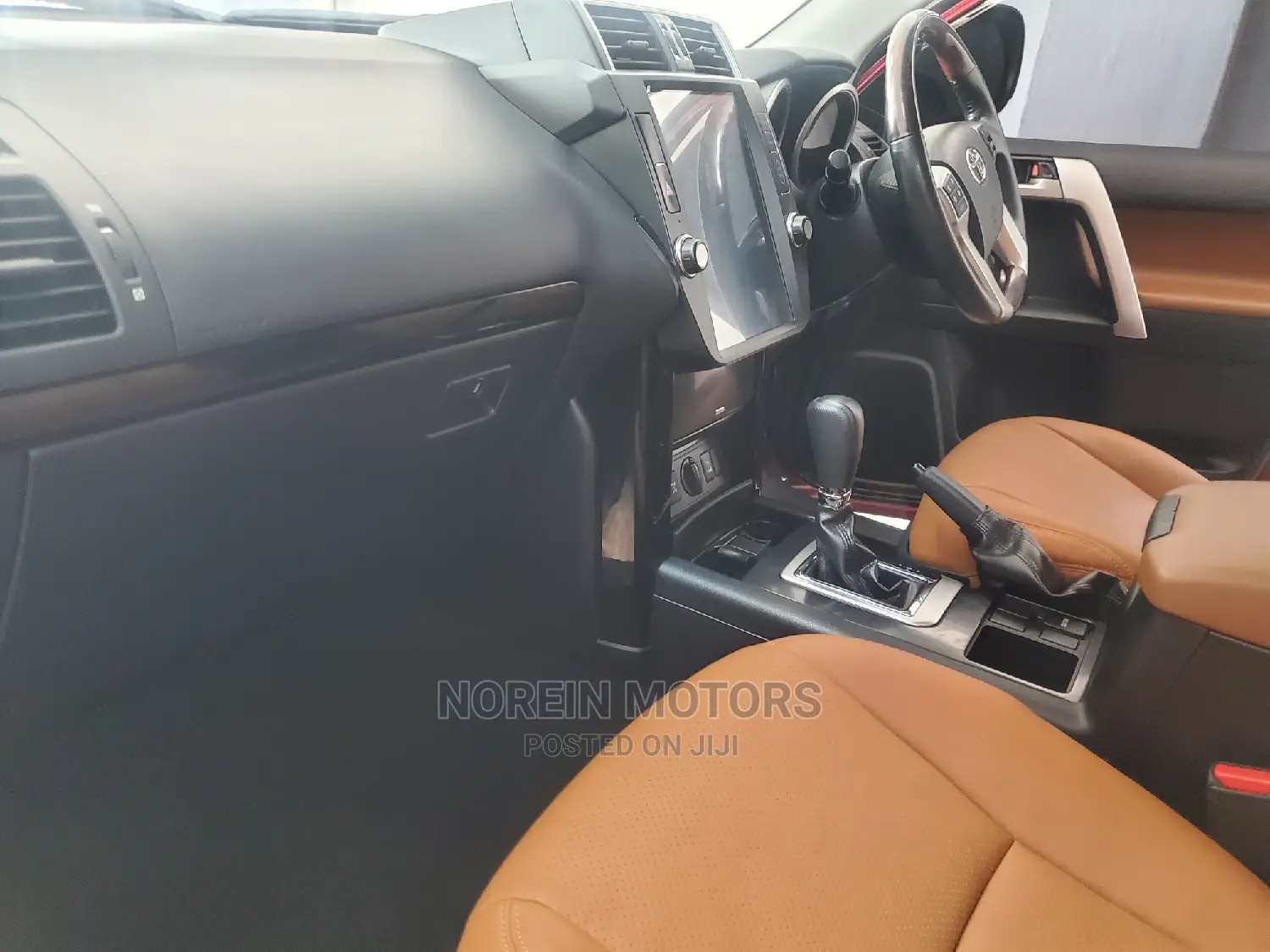 Toyota Land Cruiser Prado 2017 Red
