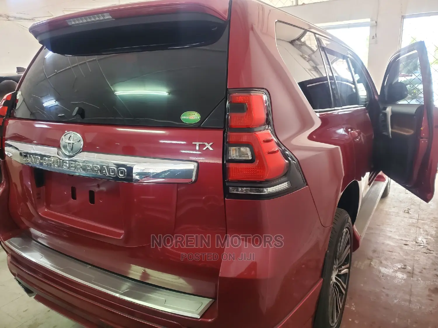 Toyota Land Cruiser Prado 2017 Red