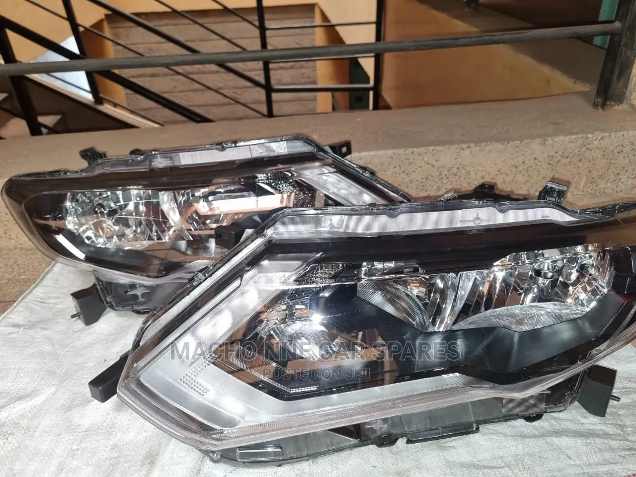 Nissan Xtrail 2018 Xenon Headlight