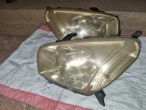 Toyota Rav 4 Ac21 Headlight