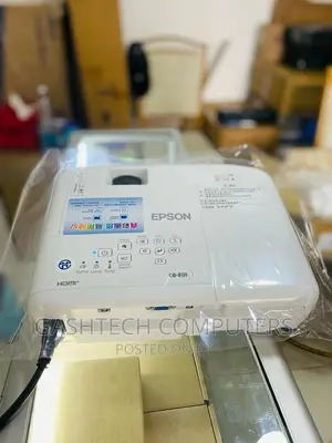 Epson Eb-E01 3300 Lumens Projector