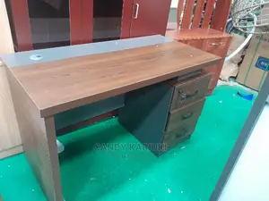 Modern 1.4m Office Desk