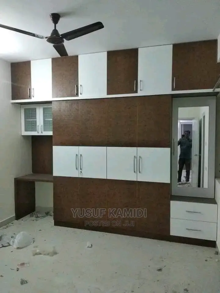Kitchen Cabinets and Fittings