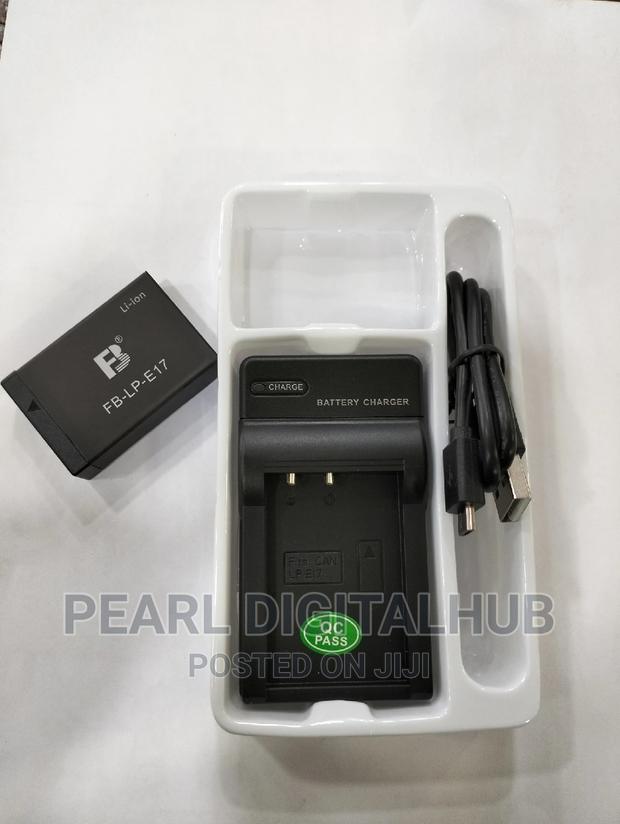 Canon Lp-E17 Camera Battery + Charger