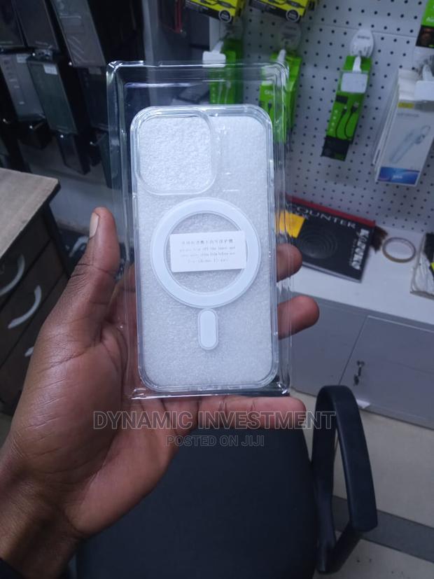 iPhone 13 Pro Max Magsafe Clear - thumbnail 2