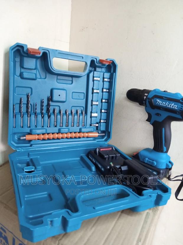 Cordless Drill 26v Makita With Bits - main view
