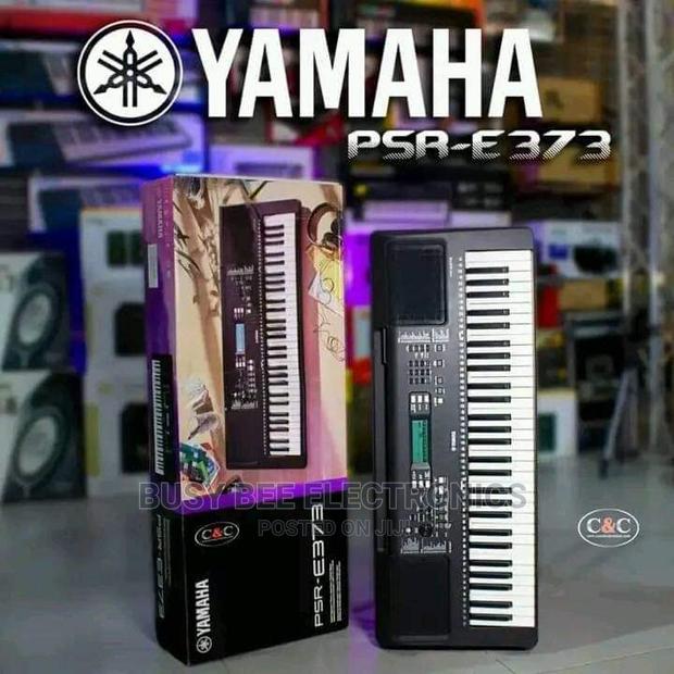61 Key PSR E 373 Keyboard