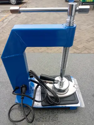 Tyre- Vulcanizing Machine