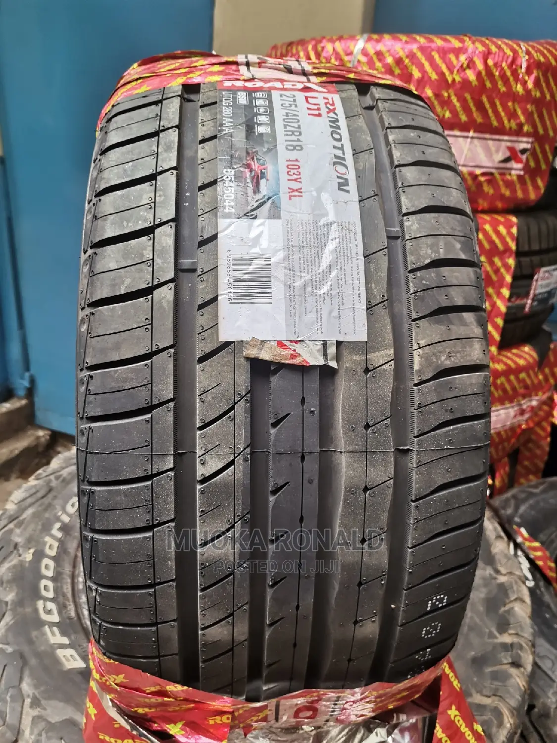 275/40r18 Roadx Tyre