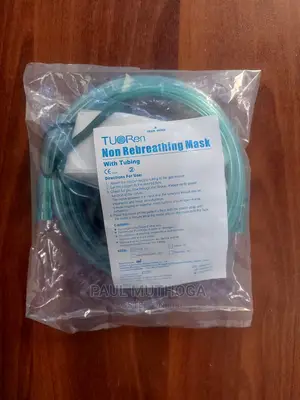 Non Rebreathing Mask With Tubing