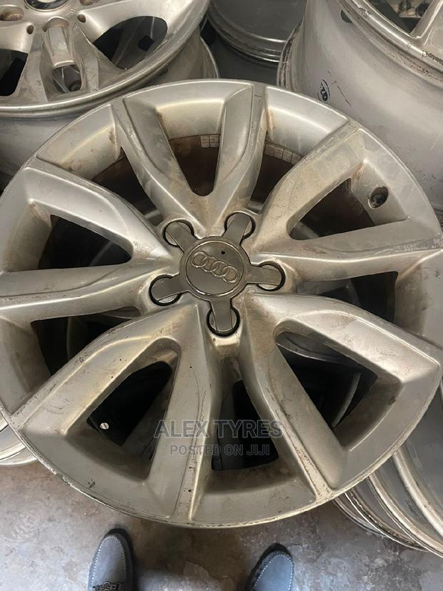 Size 17 Inches Audi A4 Alloy Rims Set