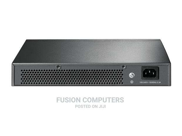 Tp-Link TL-SG1016D 16-Port Gigabit Desktop/Rackmount Switch - thumbnail 4