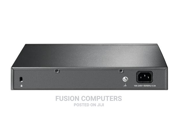 TP-LINK Switch 24-Port 10/100 - 1u 19in Rack - Tlsf1024d - main view