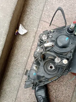 Harrier Old Headlight Xenon Type
