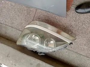 Harrier Old Headlight Xenon Type