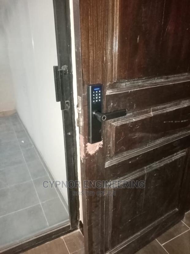 Intelligent Biometric Smart Locks - main view