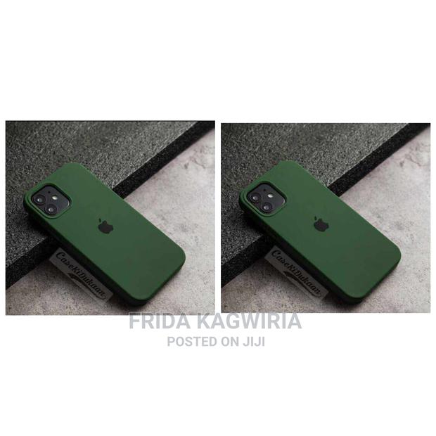 Fashionable iPhone Silicone Covers - thumbnail 2
