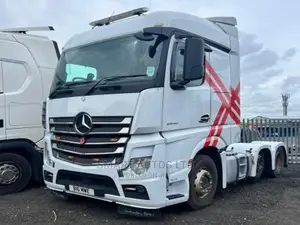 Mercedes-Benz Actros 2016 White