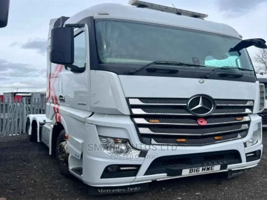Mercedes-Benz Actros 2016 White