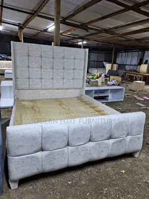 5/6 Fabric Bed