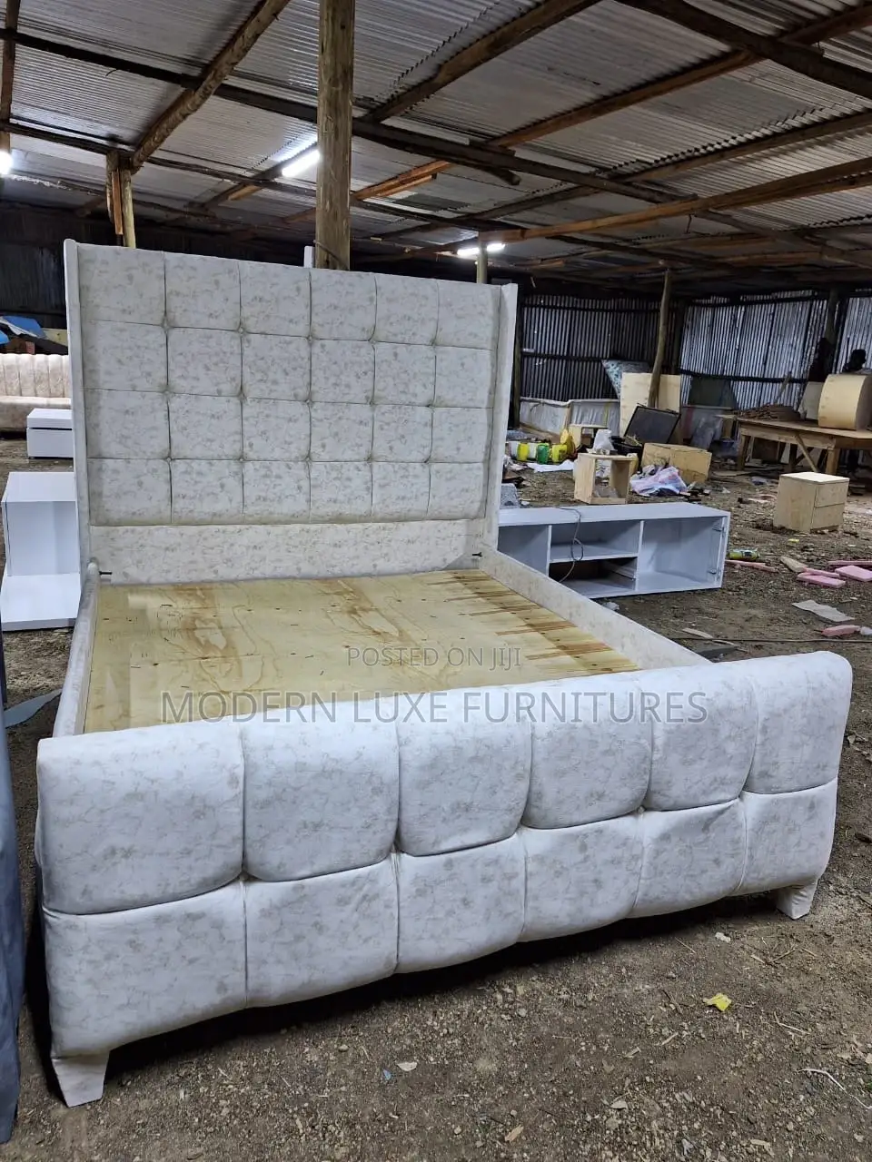 5/6 Fabric Bed