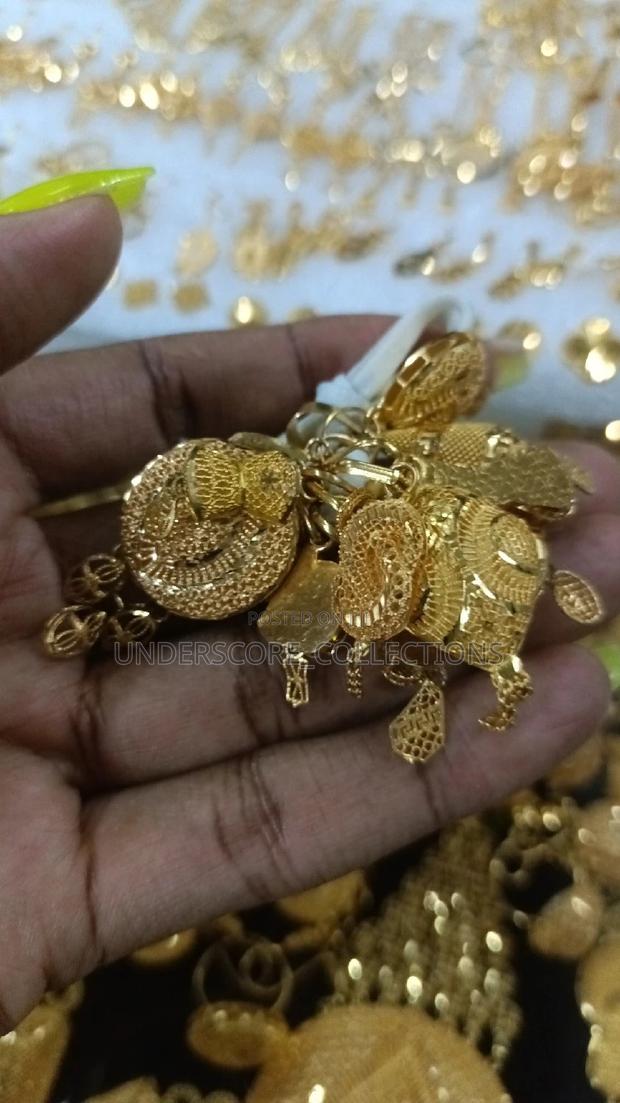 Pure Gold 25 Karat Onarments Per Gram - main view