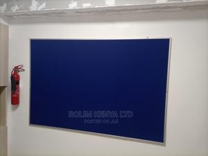 180cmx120cm Noticeboard Free Installation - main view