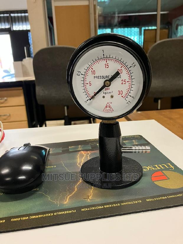 Bourdon Pressure Gauge - main view