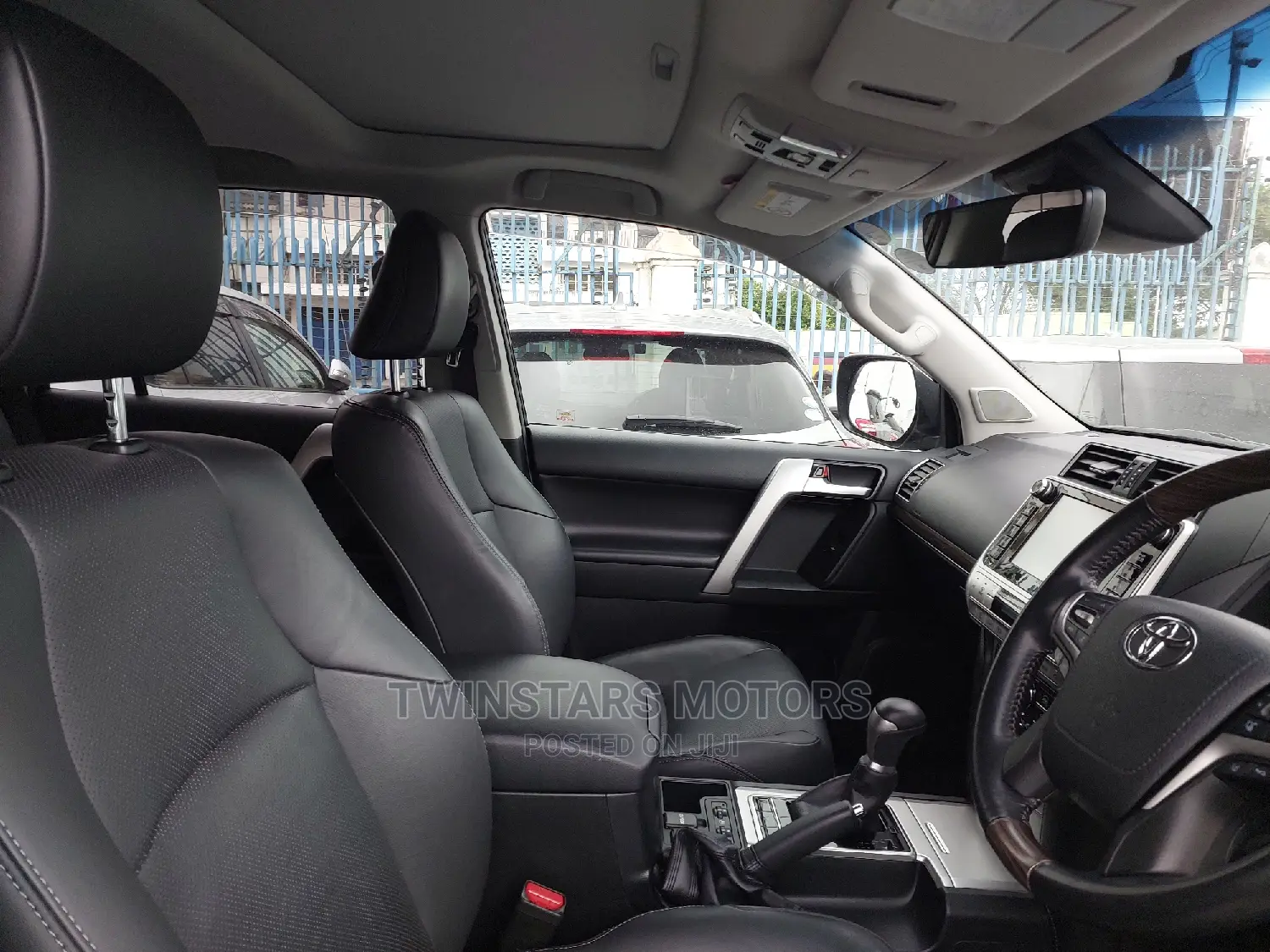 Toyota Land Cruiser Prado 2.8 2019 Black