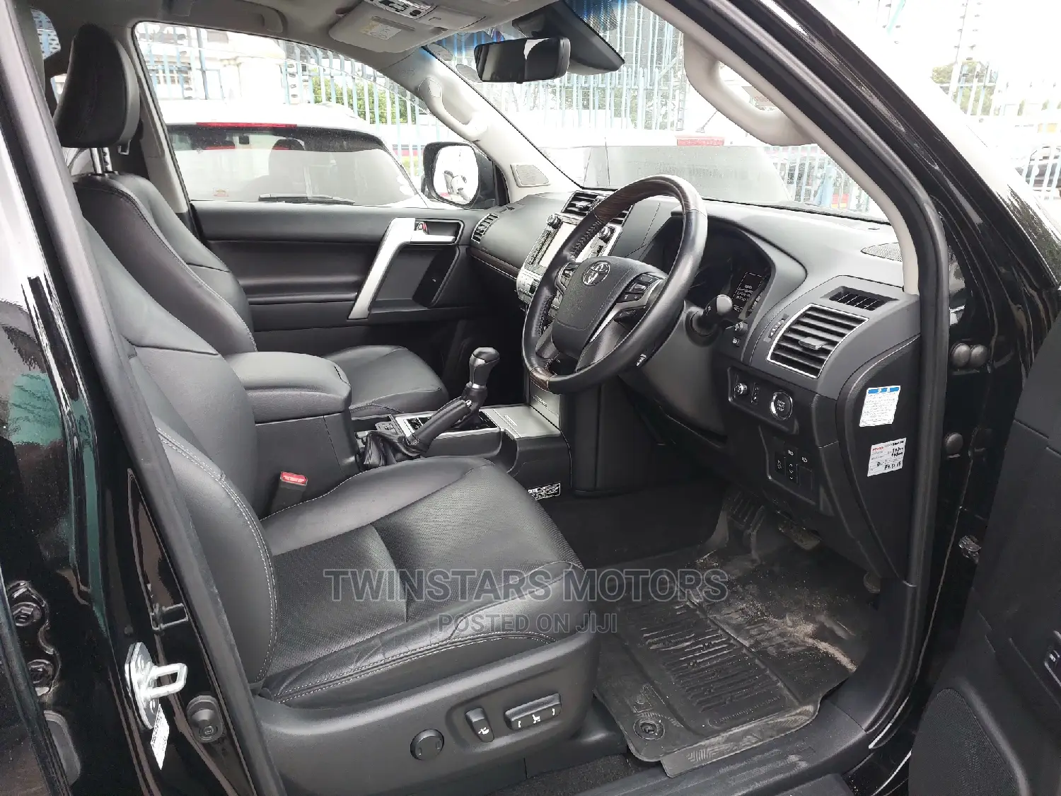 Toyota Land Cruiser Prado 2.8 2019 Black