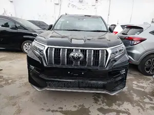 Premium Toyota Land Cruiser Prado 2.8 2019 Black