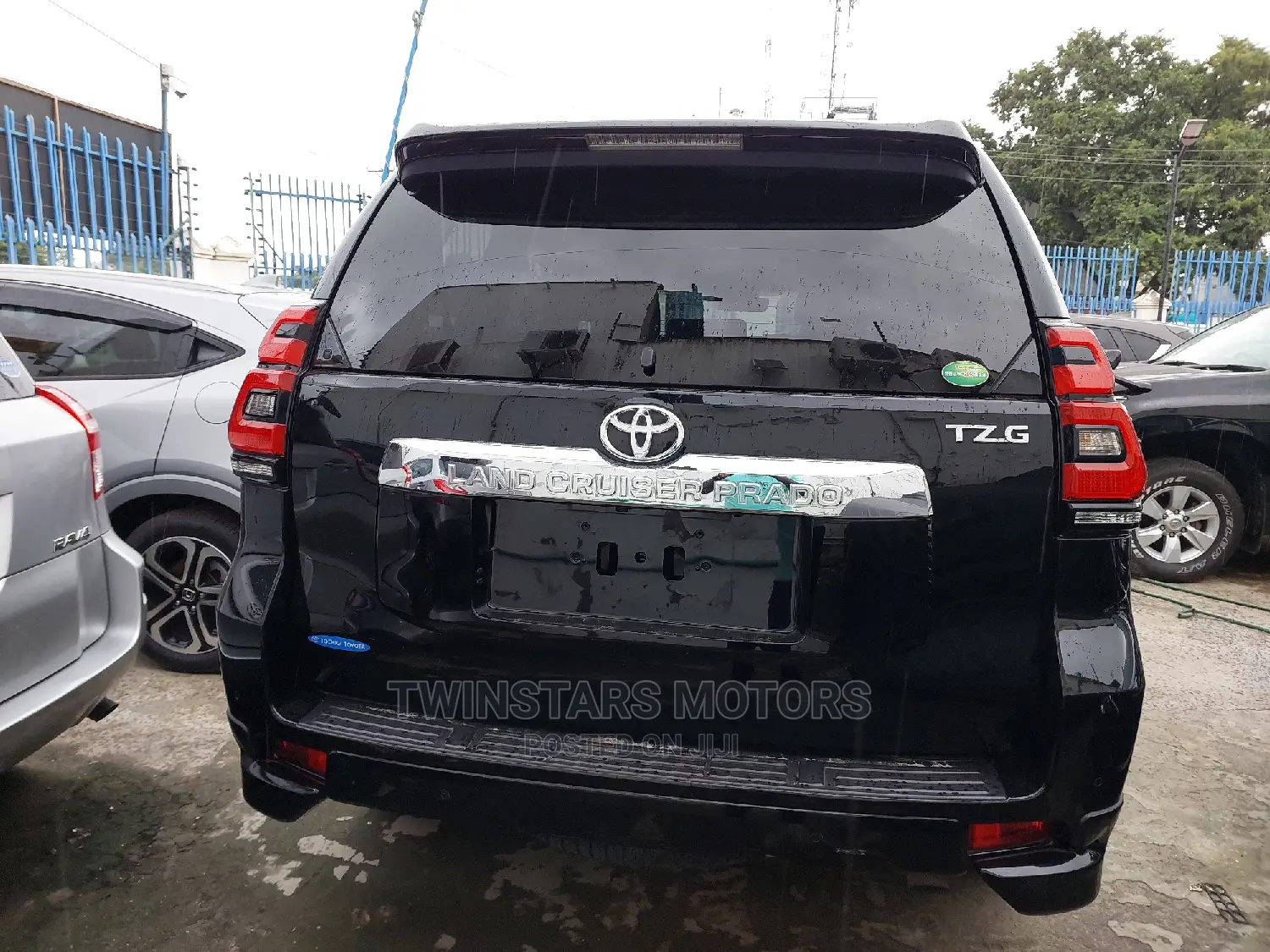 Toyota Land Cruiser Prado 2.8 2019 Black
