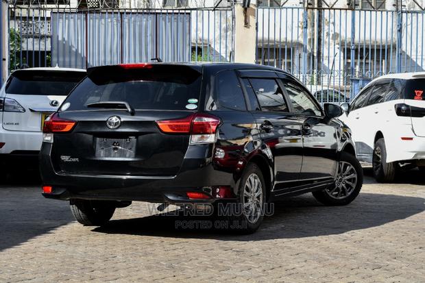 Toyota Corolla Fielder 2016 Black - thumbnail 4