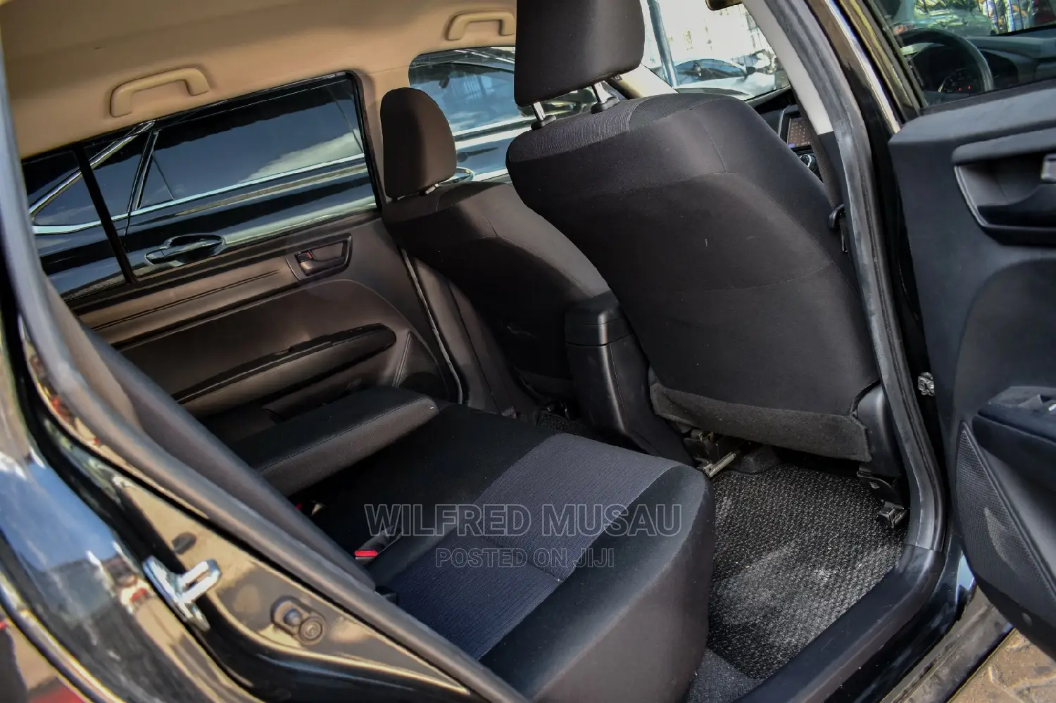 Toyota Corolla Fielder 2016 Black