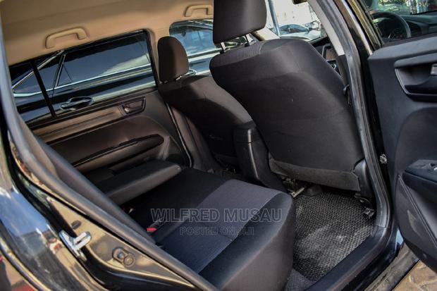Toyota Corolla Fielder 2016 Black - thumbnail 9