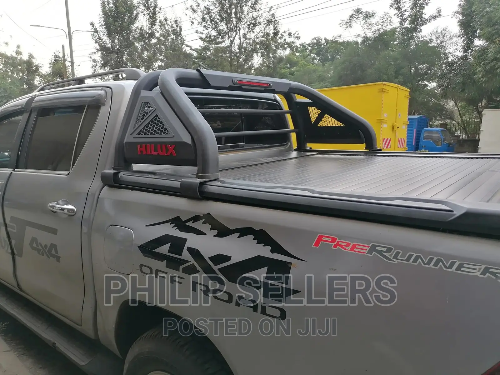 Universal Roll Bar Black – Fits With Tonneau Covers / Roller