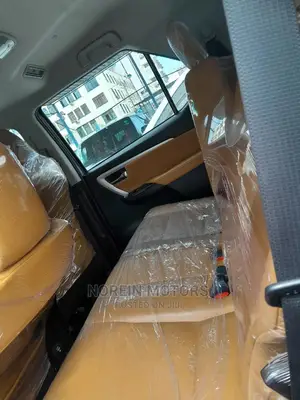 Toyota Fortuner 2015 Silver