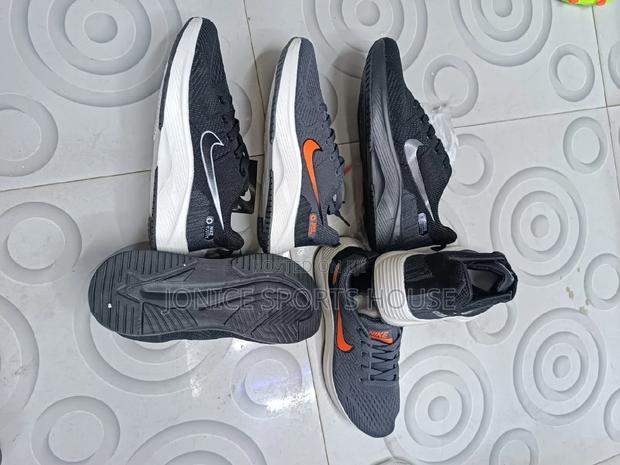 Zoom Sneakers Shoes - thumbnail 2