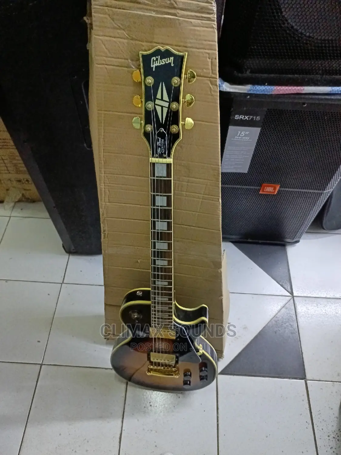 Electric Gibsony Guitar Sunburst √