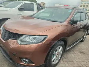 Nissan X-Trail 2016 Brown