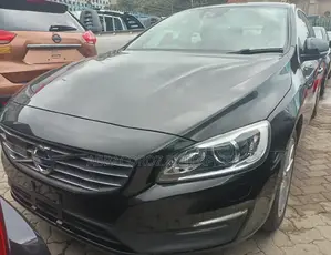 Volvo S60 T5 AWD 2016 Black