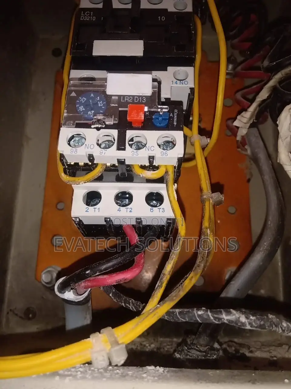 Electrical Technician: Sockets, Shower Heads, Lamps, DOL.