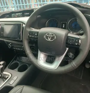 Toyota Hilux SR5 HI-RIDER 2016 White
