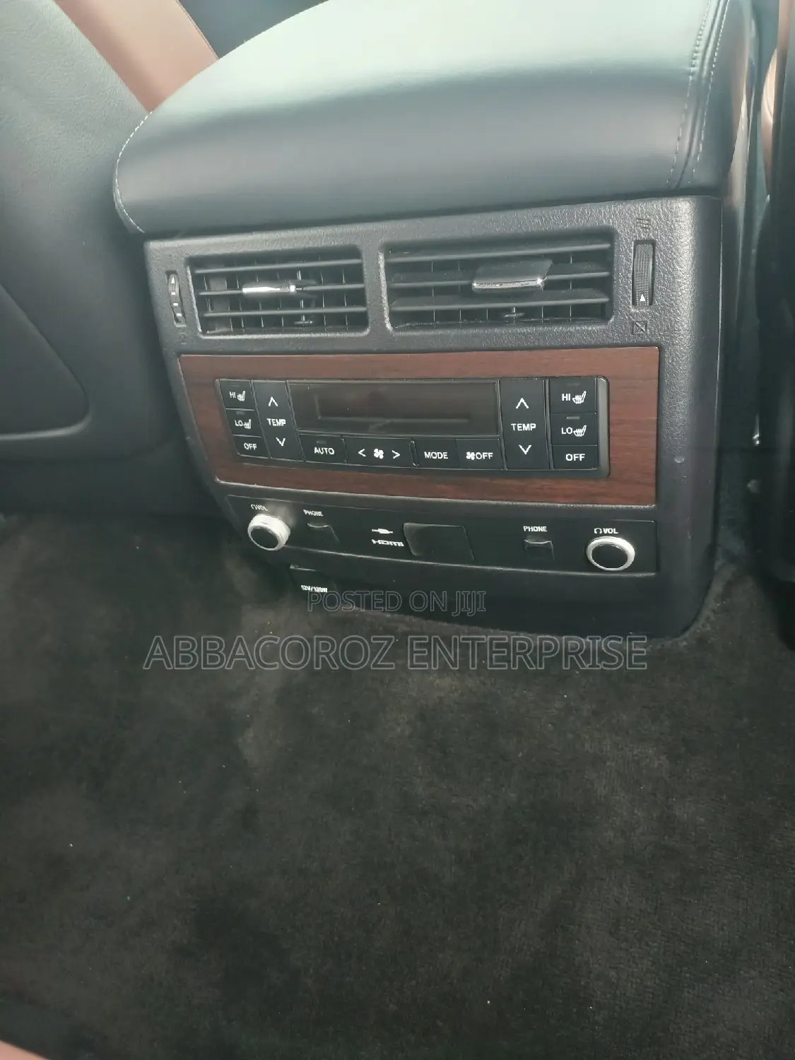 Toyota Land Cruiser 4.6 V8 ZX 2016 White