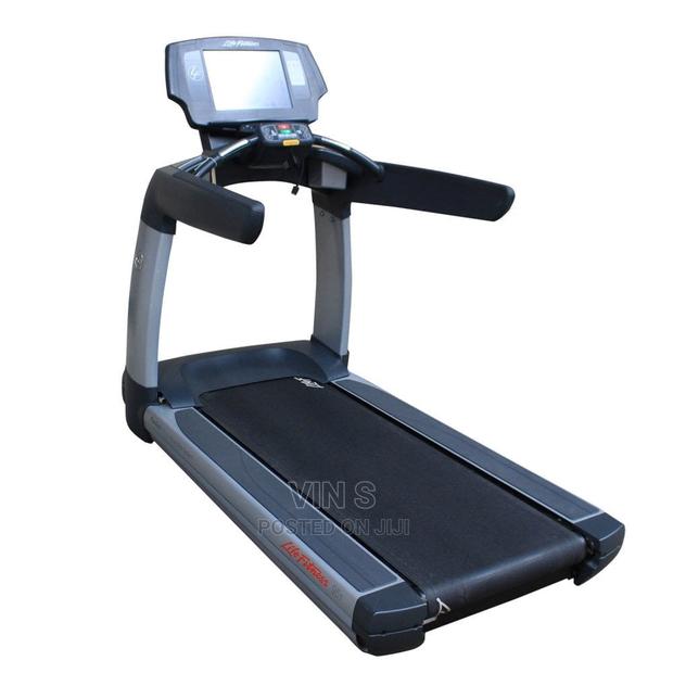Life Fitness Commercial Treadmills* Treadmills* Treadmills*