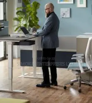 Height Adjustable Table Size 1400*700*18mm
