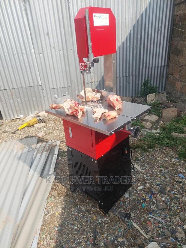 Flexible Working Base Bonesaw Machine - main view