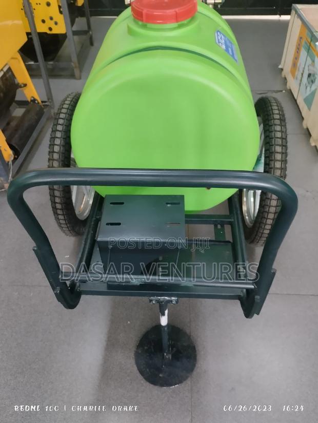 Motorised Sprayer 160l With Fabricated Wheels